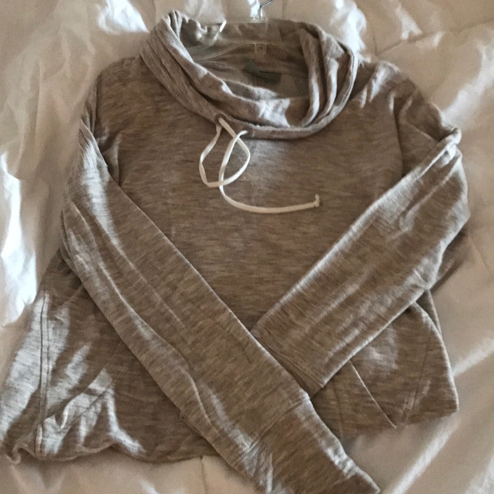 Athleta top with drawstring neck